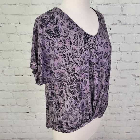 𝅺dantelle Top Falcon Camo Grey S NWT - Picture 3 of 7